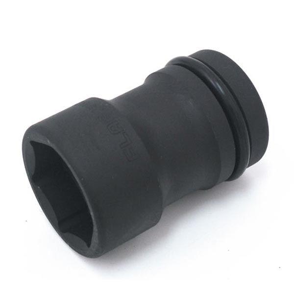 強靭で粘りのあるクロームモリブデン鋼を使用した、トラックのダブルタイヤ用ナットに使用するインナーインパクトソケットです。6角と4角の二重構造で、1本でアウターとインナーのナット両用でご使用いただけます。[差込角] 1"(25.4mm)[サイ...