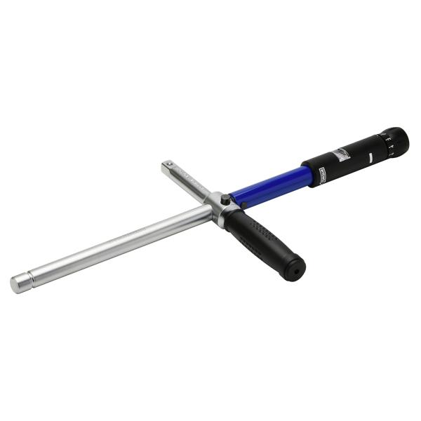 ホイールナットの締緩とトルク管理の両方に対応した十字レンチタイプのトルクレンチです。シャフトの組合せ位置をスライドさせて移動するだけで早回し⇔トルクレンチの機能が切り替えられ、素早い作業ができます。[差込み角] 1/2"(12.7mm)[測...