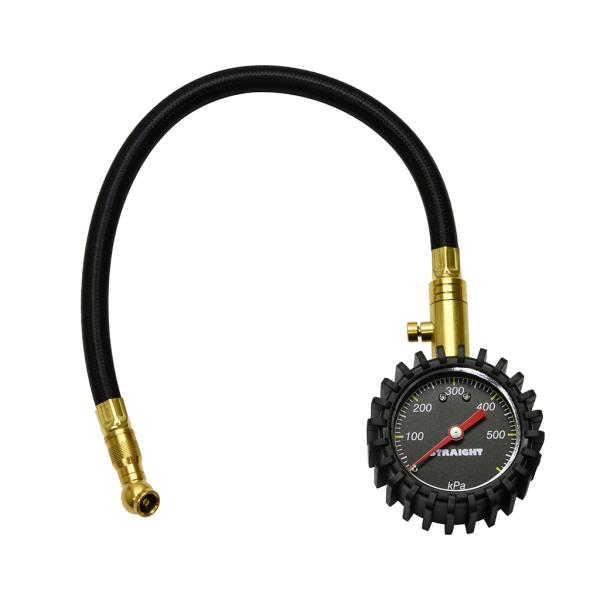 自動車やバイクのタイヤのエアー圧力を測定する圧力計です。エアー調整が簡単にできる減圧リセットボタン付き。作業性に優れたスイベル式エアーチャック採用しています。[適応バルブ] 米式(シュレーダーバルブ)[測定範囲] 〜600kPa[測定単位]...