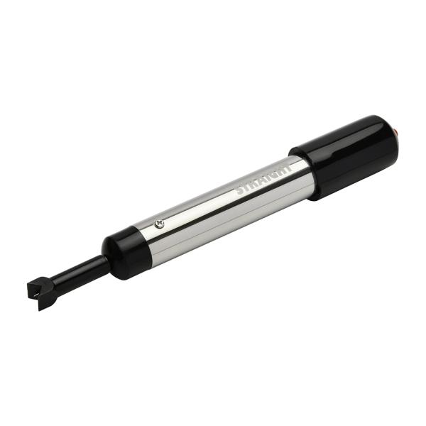 アース線を取らずに直流回路の検電ができるコードレスコードテスターです。プラスの電圧を感知するとブザーがなり、LEDが点灯して知らせます。[全長]150mm[適用]3〜28V 直流回路[内蔵電池]単5アルカリ×2本[材質]ステンレス(本体)