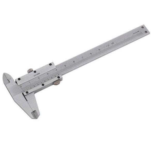 長さや内径・外径・深さを測定する際に使用するノギスです。[全長] 160mm[目盛り] 0.05mm[測定範囲] 0〜100(mm)[精度] 0.05mm[材質] カーボンスチール