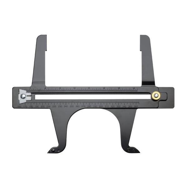 ドラムブレーキ調整ゲージは、ドラムブレーキのシューの隙間調整が感覚に頼ることなく行える測定用補助工具です。[使用可能範囲] ドラム内径165〜360(φmm)[材質] JIS G3141 冷間圧延鋼板(カーボンスチール)