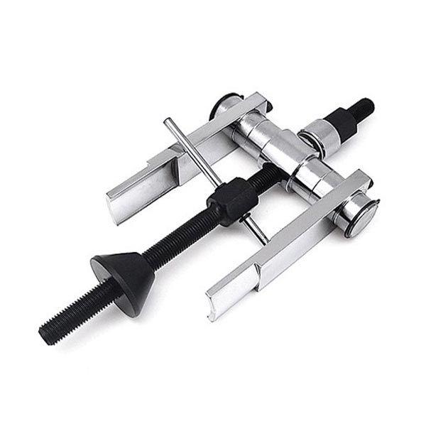 手動によりホイールハブのベアリングを抜き取り及び圧入ができるハブベアリングプーラーです。[重量] 2.5kg(テーパーアタッチメント別)[テーパーアタッチメント]・24〜50(mm)×1・44〜79(mm)×1[使用工具] 26mmレンチ[...