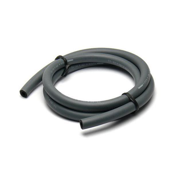 耐ガソリン性のホースです。[サイズ:内径×外径] 5×10(φmm)[材質] NBR[耐熱温度] 120℃[耐用年数] 約2〜3年