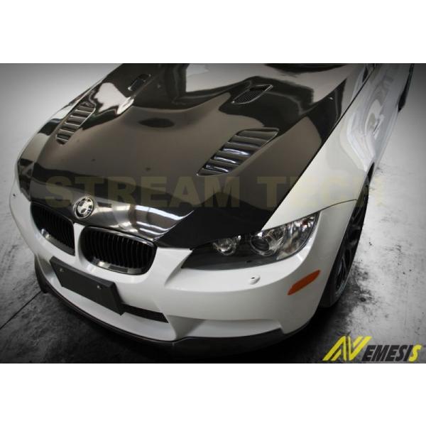 BMW E92 M3 カーボンボンネットダクト BMW E90 E92 E93 M3用 ダクト付き カーボン ボンネット 道路版