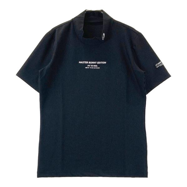 サイズ：4 MASTER BUNNY EDITION マスターバニーエディション  ハイネック 半袖Tシャツ シアサッカー ストライプ柄 ブラック系 [240101715452] ゴルフウェア メンズ ストスト MASTER BUNNY EDITION マスターバニーエディション ハイネック 半袖T