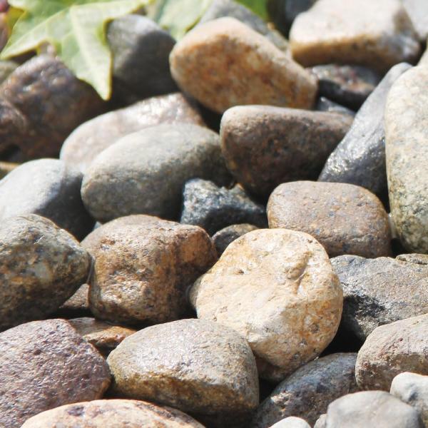 庭石用の川砂利 4.5kg サイズ20〜40mm 国産 天然 敷き 砂利 お庭 庭石 アプローチに 敷くだけ簡単 防草対策に じゃりじゃり防犯に B0F32DZH1H