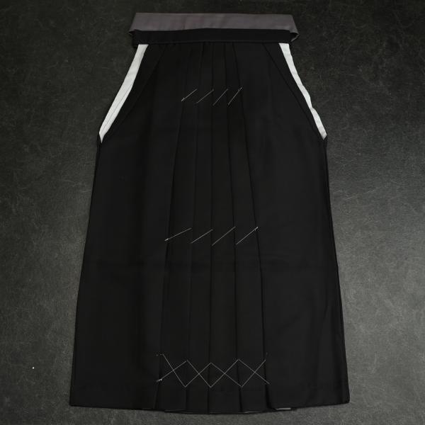 48【最新作】【紐下87cm】女袴/袴単品/TONOYO/87-428TY/バイカラー/無地袴/レディース/謝恩会/卒業式/女子用/はかま/Sサイズ/黒/グレー