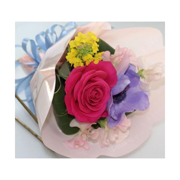 １ケのみのご注文は　こちらから♪お誕生日 送別会や卒業式、発表会等のちょっとしたプレゼントにお使いくださいお花は季節のお花をかわいらしくまとめさせていただきます
