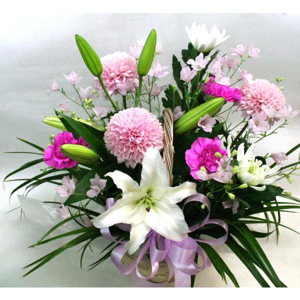 あたたかな心で お供え 生花 アレンジ 花束 アレンジメントフラワーギフト 花の贈り物 プレゼント お悔み 悲しい 通夜 お葬式 葬儀 法事