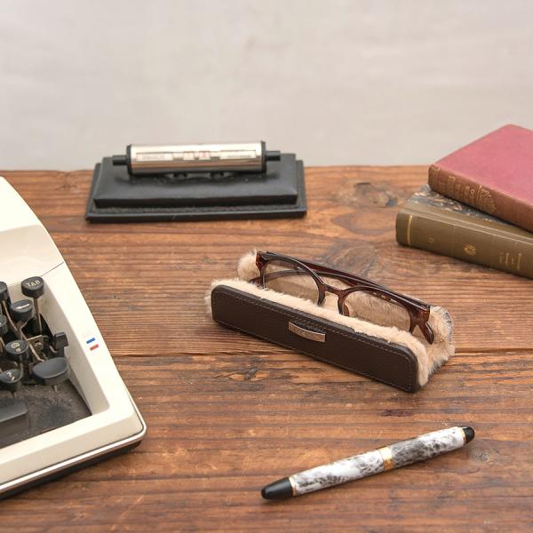 本革メガネスタンド 横置 おしゃれ メンズ 父の日 眼鏡置き Buyee Buyee 提供一站式最全面最专业现地yahoo Japan拍卖代bid代拍代购服务 Bot Online