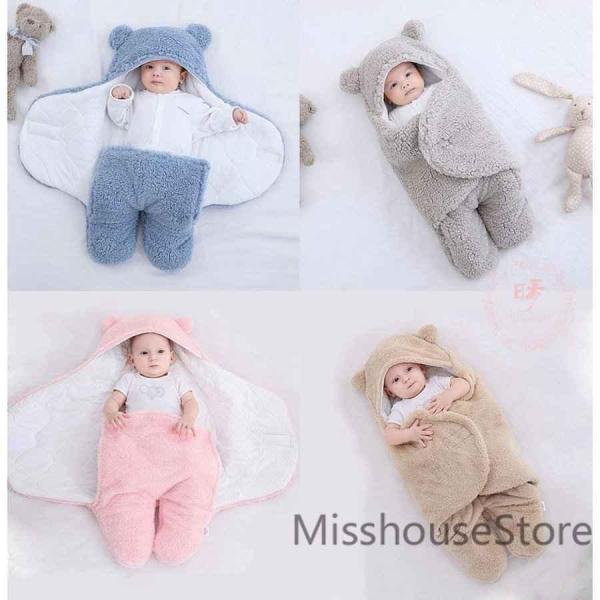 おくるみ 新生児 冬 ベビーおくるみ 足付き ベビー服 赤ちゃん 寝袋 新生児着ぐるみ ブランケット 寝具 ベビーベッド 無地 熊 人気 出産祝い 記念撮影 防寒 あったかい くまちゃん クマ 肌に優しい 無地 女の子 男の子 お宮参り 初...