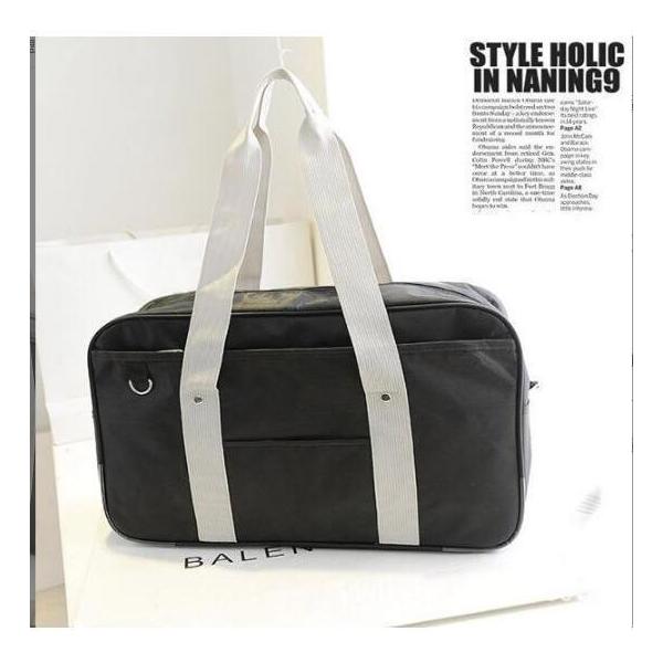 ・ユニセックスで使える定番のスクールカバンです!!・持ち手が長めなので肩がけのショルダーバッグとしても◎・底板は取外し可能!教科書などの重たい荷物を入れても型崩れの心配なし♪・通学用はもちろん、仮装やイベントなどの衣装用にも☆・ご入学や新学...