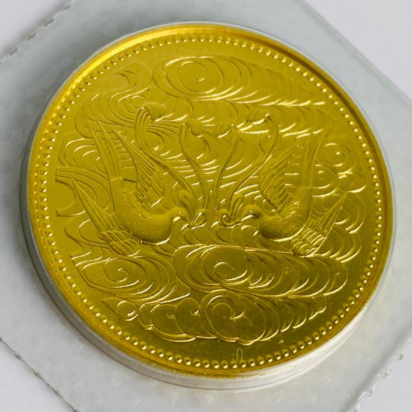 日本国 天皇陛下御在位六十年 10万円金貨 昭和61年 未開封品 硬貨 
