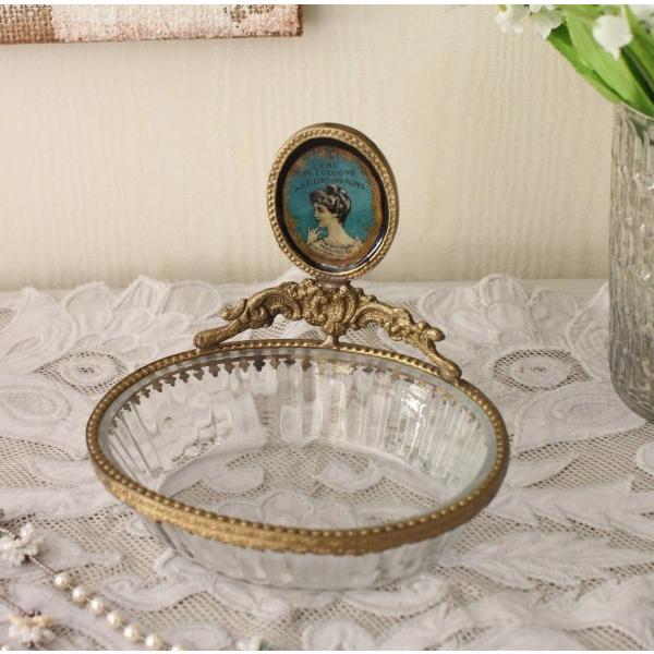 アンティーク 雑貨 ガラストレー 貴婦人 047 ゴールド 小物入れ アクセサリーケース ガラス おしゃれ アンティーク風 雑貨 輸入雑貨 Antique Shabby Chic か Ei 241 Style Rococo 通販 Yahoo ショッピング