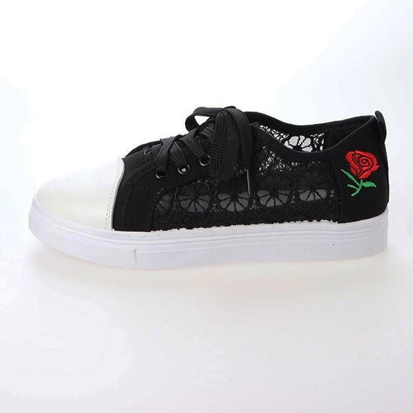 スニーカー レディース おしゃれ 白 黒 レース バラ 刺繍 厚底 ローカット 靴 カジュアル シューズ Sb Sneaker0 パーティードレス Style Block 通販 Yahoo ショッピング