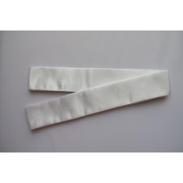 ポリエステル100%の白色襷です。【サイズ】長さ220cm 幅約4.7cm◆こちらの商品は６点までクリックポストにて発送可能です。クリックポストで発送可能な他の商品５点と合わせ買いも可能です。【クリックポスト発送のご注意事項】・注文画面の配...