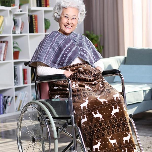 ふわふわ暖かい、柔らかい肌触りまた、足元の冷える夏場の冷房対策にも最適です。秋冬季節に適な便利の防寒対策です。ボタンで留めて、ポンチョ風にかけてもずりおちてこず、羽織り直す必要もないのがです。ひざ掛け 膝掛け ブランケット ふわふわ 高齢者...