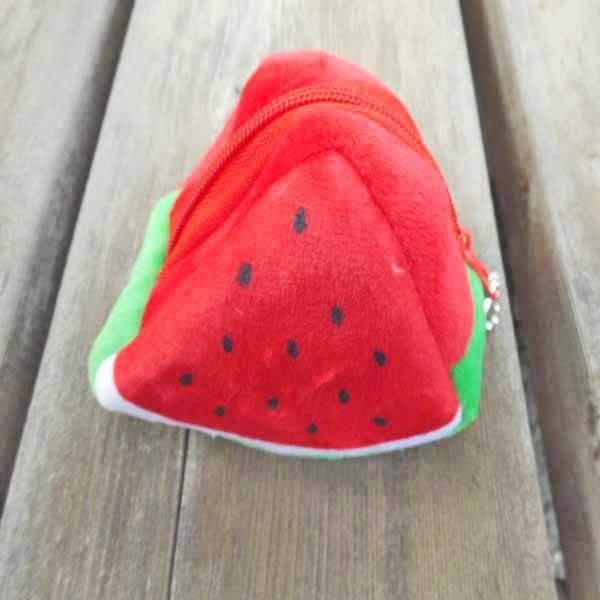 三角スイカのレアコインケース チェーン付き 1個 小 Sk スイカグッズ グラシアス 通販 Yahoo ショッピング