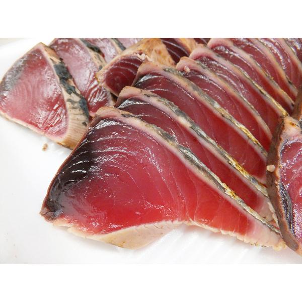 藁焼きですので藁の香りがかつおの旨みを引き立てます。内容量  ３ｋｇ原材料  かつお（太平洋静岡県産など）賞味期限  −５０℃以下で約半年、−１８℃以下で約２０日発送方法  冷凍便