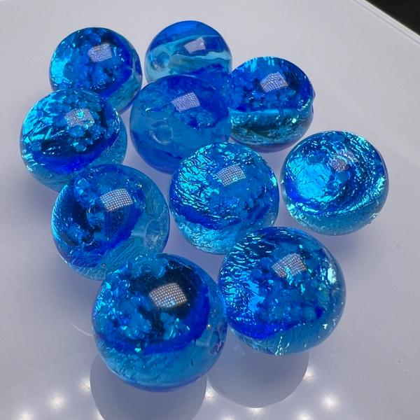 ホタルガラス　ミヤコマリン　10ｍｍ±0.5ｍｍ　10粒セット　蓄光　とんぼガラス　とんぼ玉　沖縄県宮古島