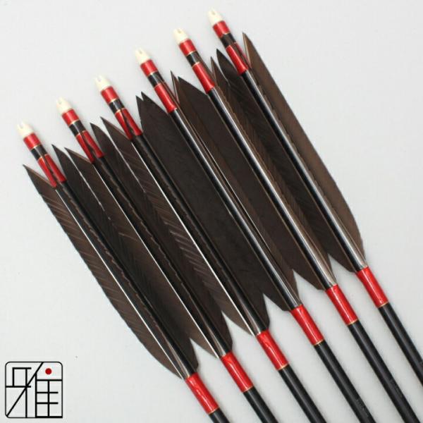 弓道 ジュラ矢 黒羽根 手羽 2115黒|6本組|矧糸:赤系|翠山弓具店 suizan