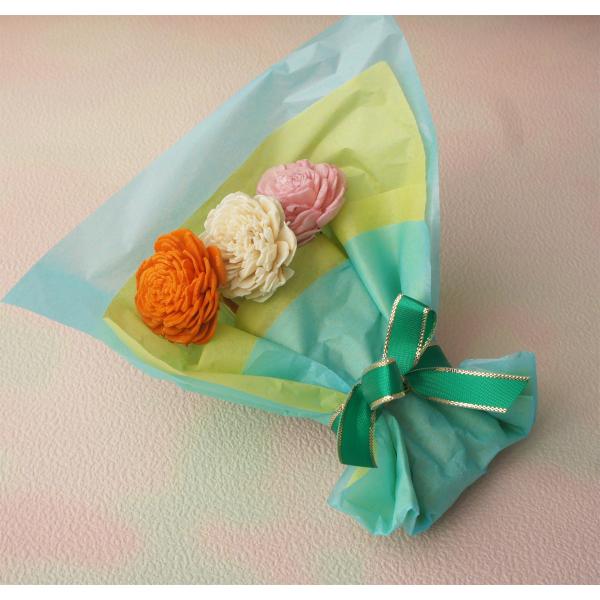 日本の庭木 三大香木シリーズ 10ml ３本 香水を立てるワイヤースタンド付 金木犀 沈丁花 梔子 Buyee Buyee 日本の通販商品 オークションの代理入札 代理購入