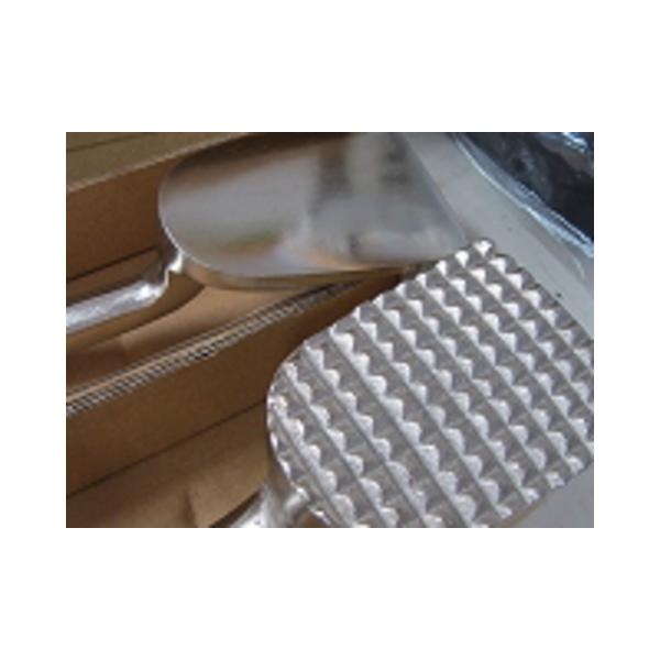 20cmAAMUZbg550f2{̔AZbg@_炩邽߂̒łB