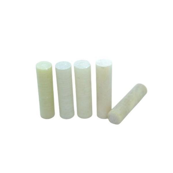 サイズ：直径0.8ｃｍ×高さ3ｃｍ  数量  1個  状態   新品（同等品ランダム発送です。）青田石の特徴青田石は篆刻印材の中で最もバランスの良いとされる印材です。カケ味/彫り味/色彩/高度/結晶粒度などバランスが良いとされていますが、近...