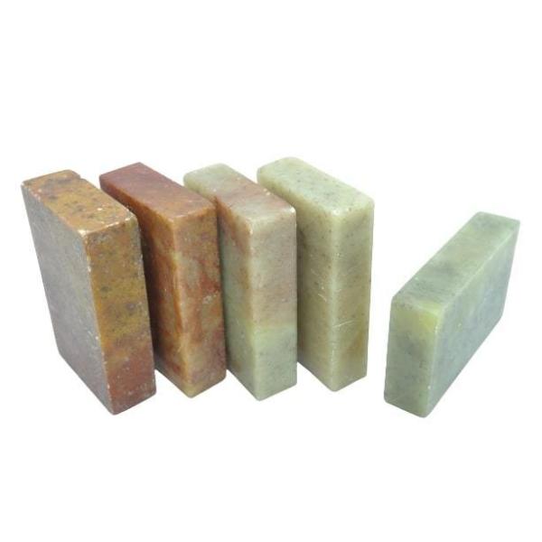 ※アウトレット品につき、未開封、開封済みでも返品返却交換不可です。※アウトレット理由は、打ち身が目立つため。サイズ  約1.2ｃｍ×3.2ｃｍ×4ｃｍ   数量  1個   状態   新品（同等品ランダム発送です。）●紅花凍石の特徴紅花凍石...