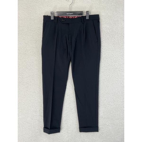 未使用 1piu1uguale3 ウノピゥウ 6 ブラック TRAVEL SLACKS 未使用 1piu1uguale3 ウノピゥウ 6 ブラック TRAVEL SLACKS
