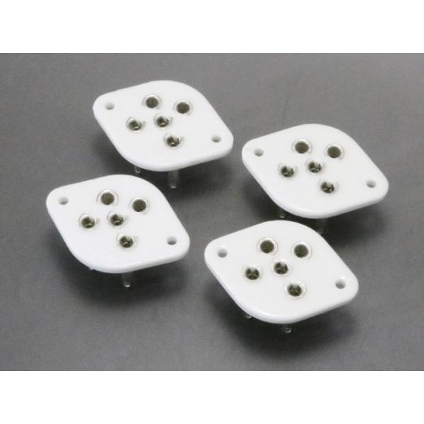 ■商品説明■・真空管ソケット 5ピン・PX4・PX25などに適合■販売単位■・1セット (4個)■商品状態■・新品(未使用品)■お支払方法■・銀行振込・郵便振替・クレジットカード・代金引換 (代引き)■発送方法■・クロネコヤマト(宅急便)■...