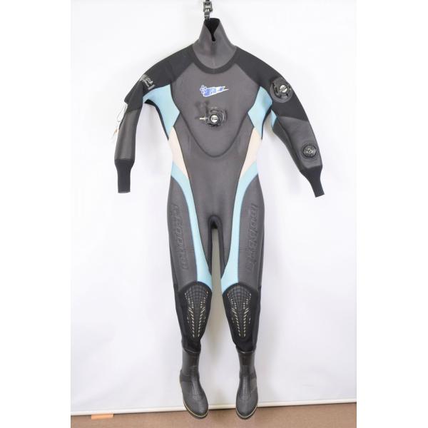 sun-suki-sun_dsuit-1712-01 sun-suki-sun_dsuit-1712-01