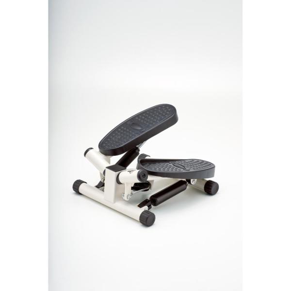 ■外側に踏み込むハの字ステップのおかげで、太もも周りの筋肉を鍛えることができる■コンパクトで軽量だからいつでもどこでも手軽に運動できる■天候や気温を気にせず、いつでも手軽に運動できる■早歩きと同じくらいの有酸素運動効果を得られる■座りながら...