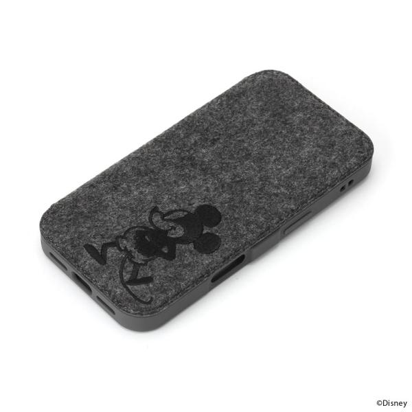 ディズニーキャラクターデザインの機能性を追求したiPhone 16用 ガラスフリップケースです。スタイリッシュなラウンドデザイン。柔らかで優しい感触のフェルト生地（ポリエステル素材）のカバーでiPhoneの液晶画面をしっかり護ります。MIL...