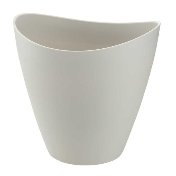 寄せ植えをより手軽に美しく。植え込み口が広いので 寄せ植えに最適。