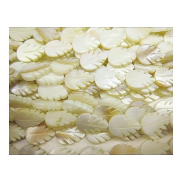 【連売り商品】シェル☆商品情報☆縦：15±0.2mm幅：10±0.2mm厚さ：3.2±0.2mm粒数：約24粒長さ：約36cm原産地：中国※石の材質上、形状やサイズのばらつき、表面や穴周りにキズや凹み、割れや欠け等があります。粒数はあくまで...