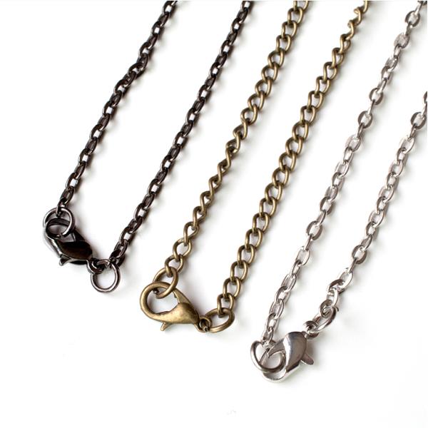 ☆color☆ブラックアンティークゴールドシルバー長さ：約80cmチェーンの太さ：約2mm(カラーにより形状と若干のサイズの違いあり)※本商品はネックレスチェーンのみが対象です画像の懐中時計や小物等は対象となりませんのでご注意下さいませ画像...