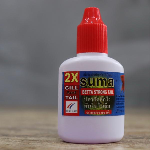 SUMA 2X  STRONG TAILベタの本場タイで開発されたベタ専用コンディショナーです。ヒレを美しく保ちます。ベタのヒレやエラを保護するので、ヒレの裂けや溶けの対策にご使用いただけます。こちらのSUMAはヒレの状態が悪い使用されます...