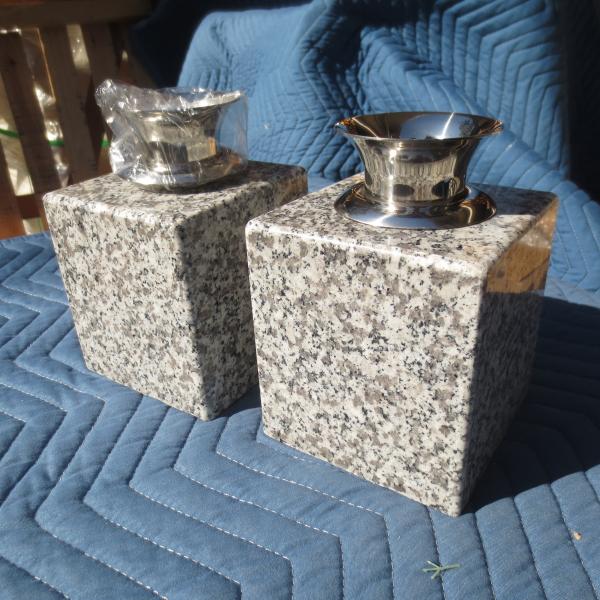 墓石 花立２個 G623 花瓶 ステンレス 花筒 ペット墓にも 工事不要 置くだけ みかげ石 送料無料 Buyee Buyee 提供一站式最全面最專業現地yahoo Japan拍賣代bid代拍代購服務 Bot Online