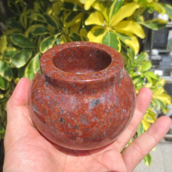 墓 湯呑み 水鉢 茶碗 コップ(みずばち)赤御影石だから倒れない 墓 湯呑み 水鉢 茶碗 コップ(みずばち)赤御影石だから倒れない