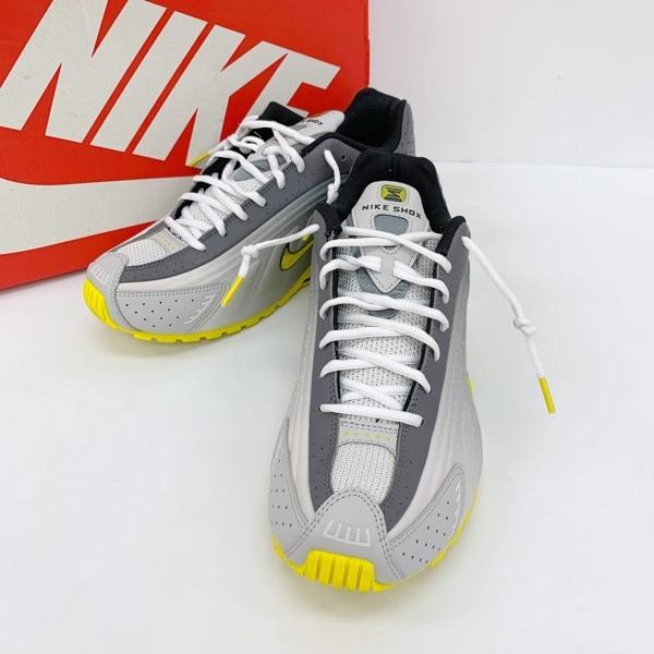 NIKE ナイキ スニーカー シューズ SHOX R4 SE IH3397-078 箱付き メンズ 27cm グレー系 靴 DF17881■