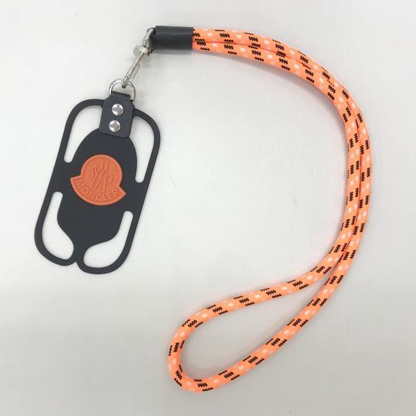 モンクレールスマホストラップ