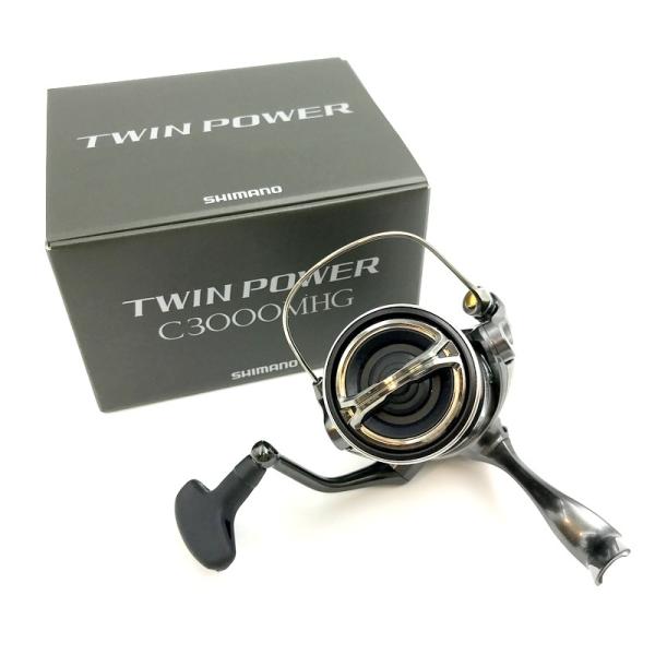 SHIMANO - §§SHIMANO シマノ SHIMANO シマノ 24ツインパワー C3000MHG 程度A スピニングリール 046819 046819 4969363046826_c0.jpg