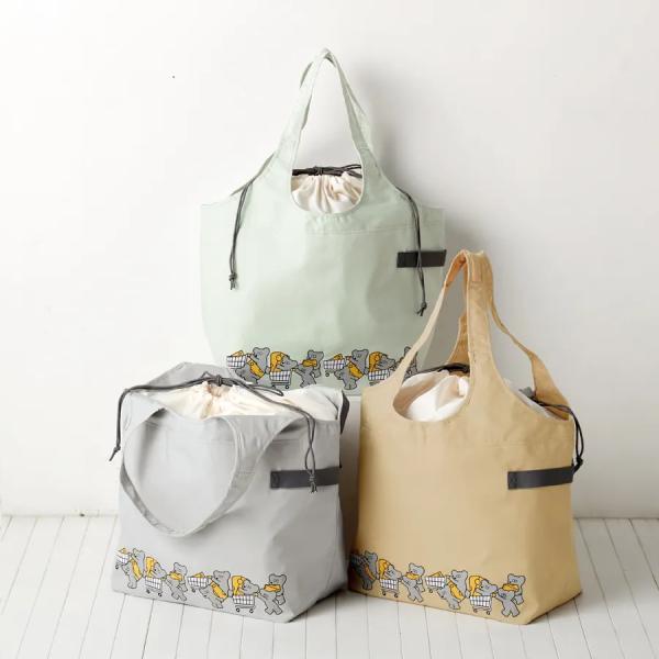 ●ねずみのANDY×MOTTERUコラボレーション商品　キャンプや日帰り旅行、ドライブ、その他スポーツ観戦や運動会など様々なシーンで使えるビッグサイズのクーラーバッグ。　内側のアルミがしっかりしているので自立させることができ、2Lペットボト...