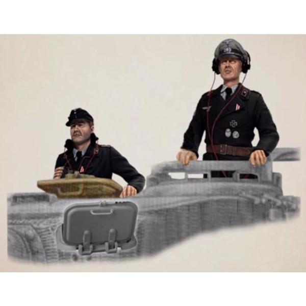 1/16 ドイツ軍 戦車兵 半身 2体セット F134 未塗装＆未組み立て レジン製フィギュア ヘッドホン ローダーズハッチ　 タイガー1型戦車