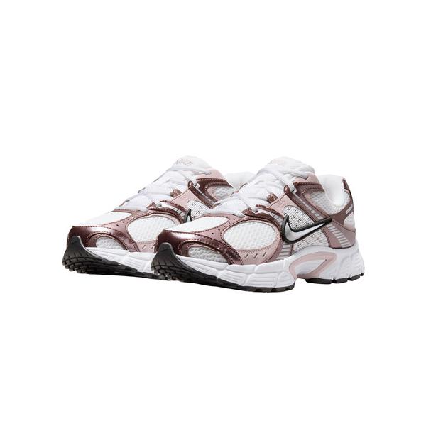 ナイキ★NIKE 日本未発売スノーボードウェアM★レディース NIKE（ナイキ） （レディース）スニーカー スポーツシューズ V5 RNR