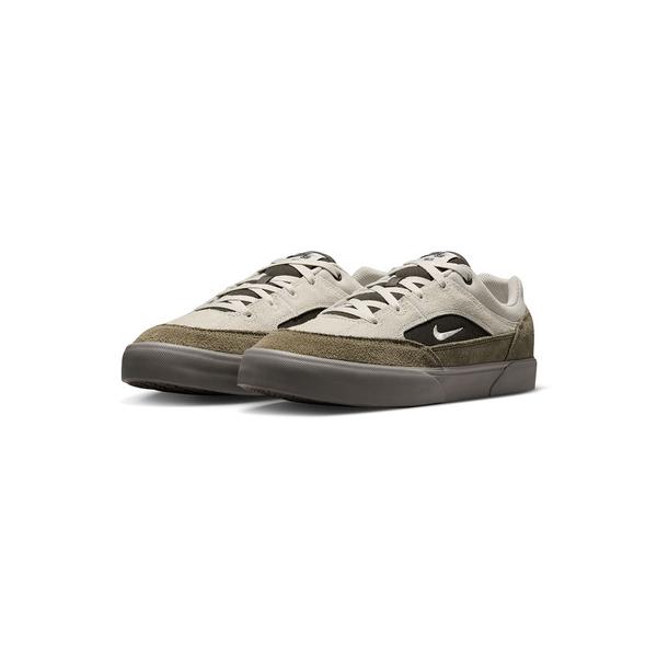 ナイキ（NIKE）（メンズ）タウンシューズ SB MALOR FV6064-013