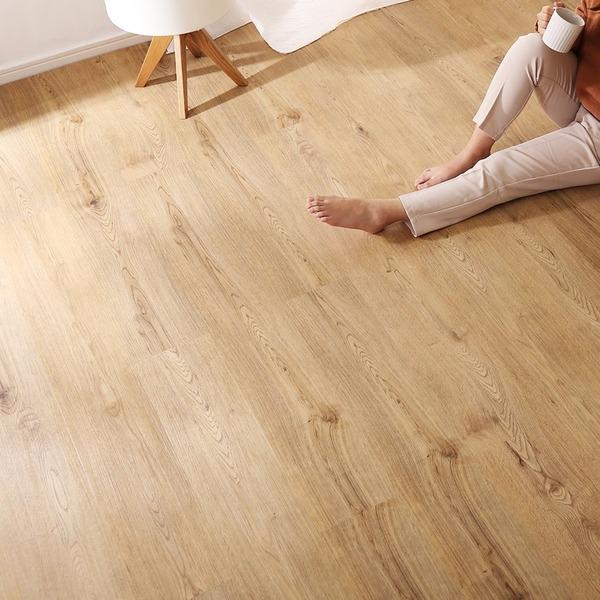 はめこみ式 フロアタイル ナチュラルオーク 96枚セット PVC貼 PU加工 DIY 模様替え リフォーム Wood Flats ウッドフラッツ〔代引不可〕 :ds-2386727:Mono Natural 通販 はめこみ式フロアタイル 96枚セット