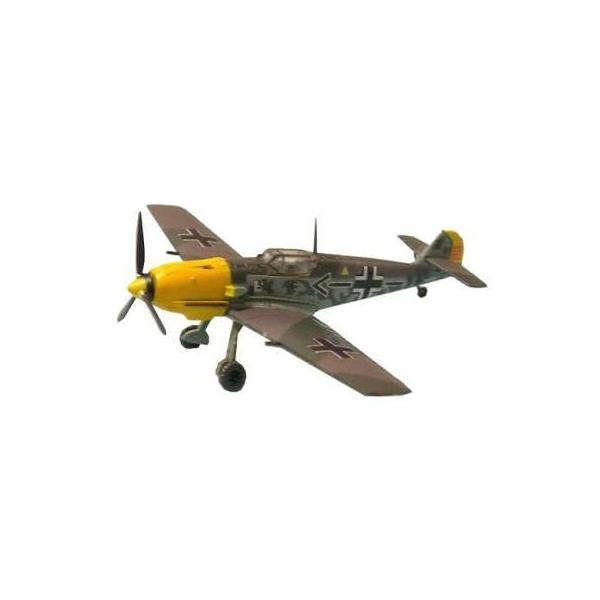 商品名：中古プラモデル 1/144 03.Bf109 E-4/N JG26 ガーランド少佐機 「世界の傑作機 SERIES2」商品解説■「ハセガワ」「文林堂」「タカラ」3社のコラボレーションにより、1/144スケールで再現した航空機ミニチュ...